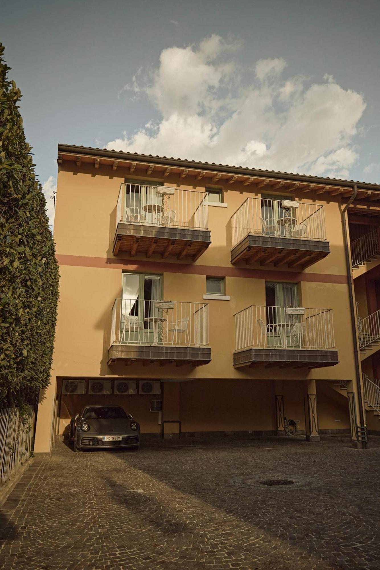 Le Mura Lazise